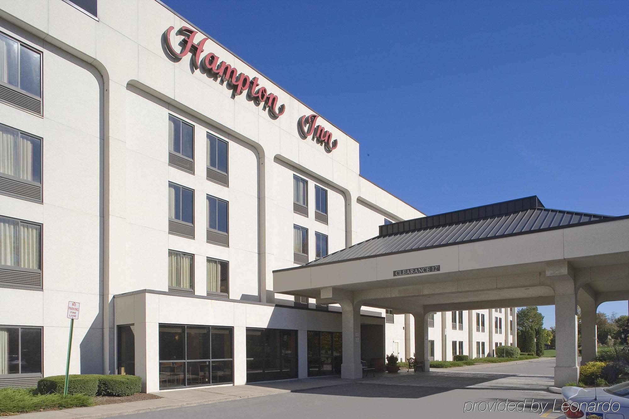 Hampton Inn Rochester Greece Exterior photo